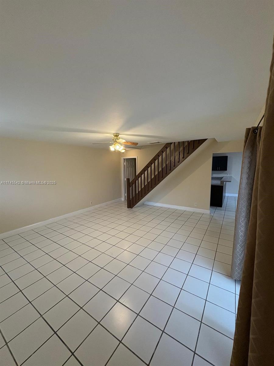 PT TR A NORTH LAUDERDALE - Residential