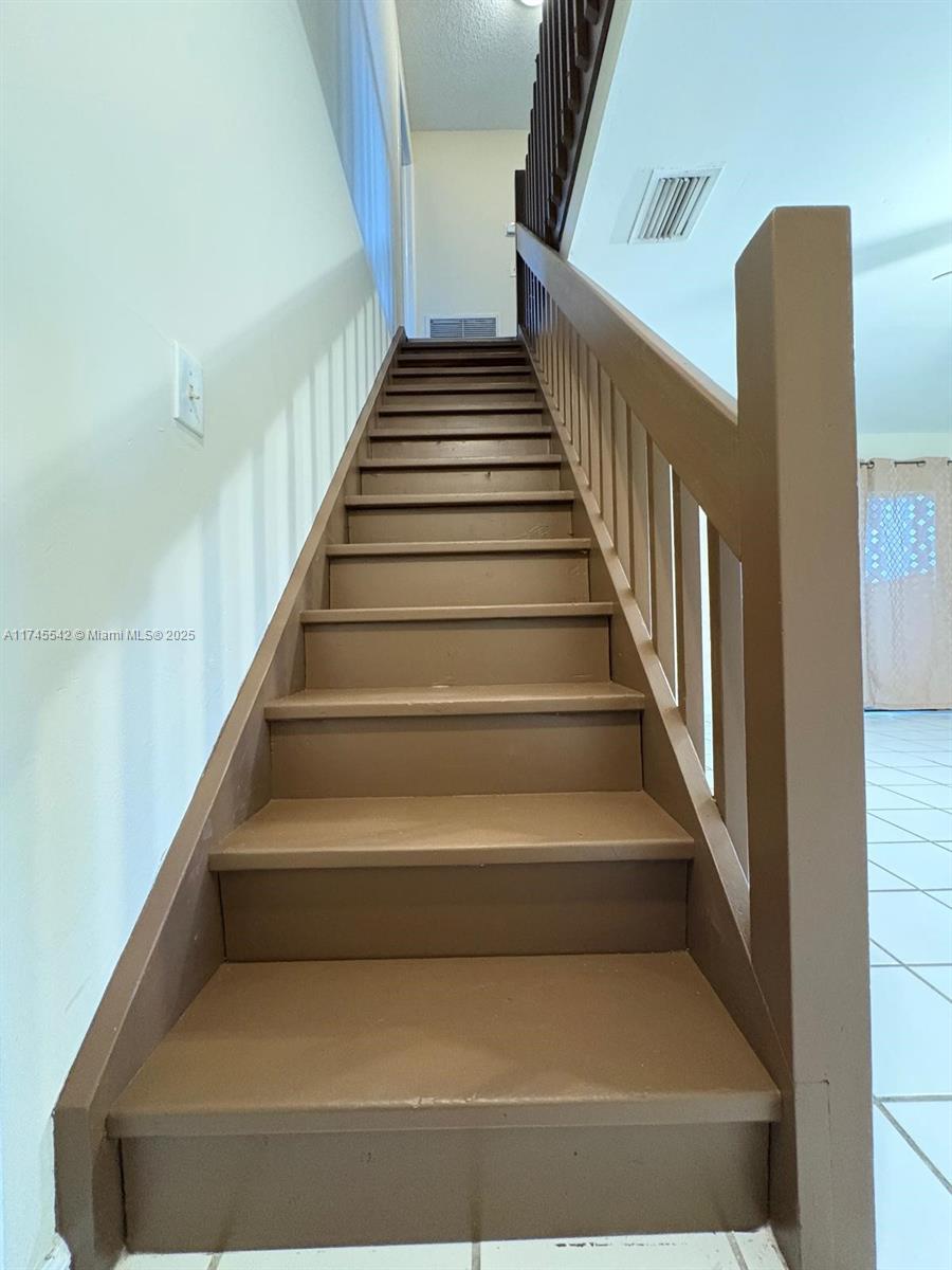 PT TR A NORTH LAUDERDALE - Residential