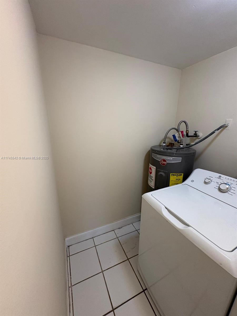 PT TR A NORTH LAUDERDALE - Residential