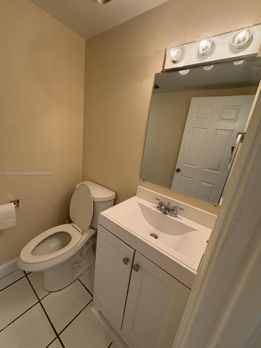 PT TR A NORTH LAUDERDALE - Residential