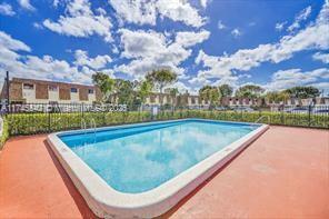 129 San Remo Blvd