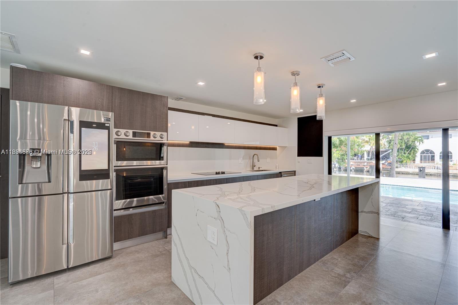 KEYSTONE ISLAND NO 4 - Residential Lease