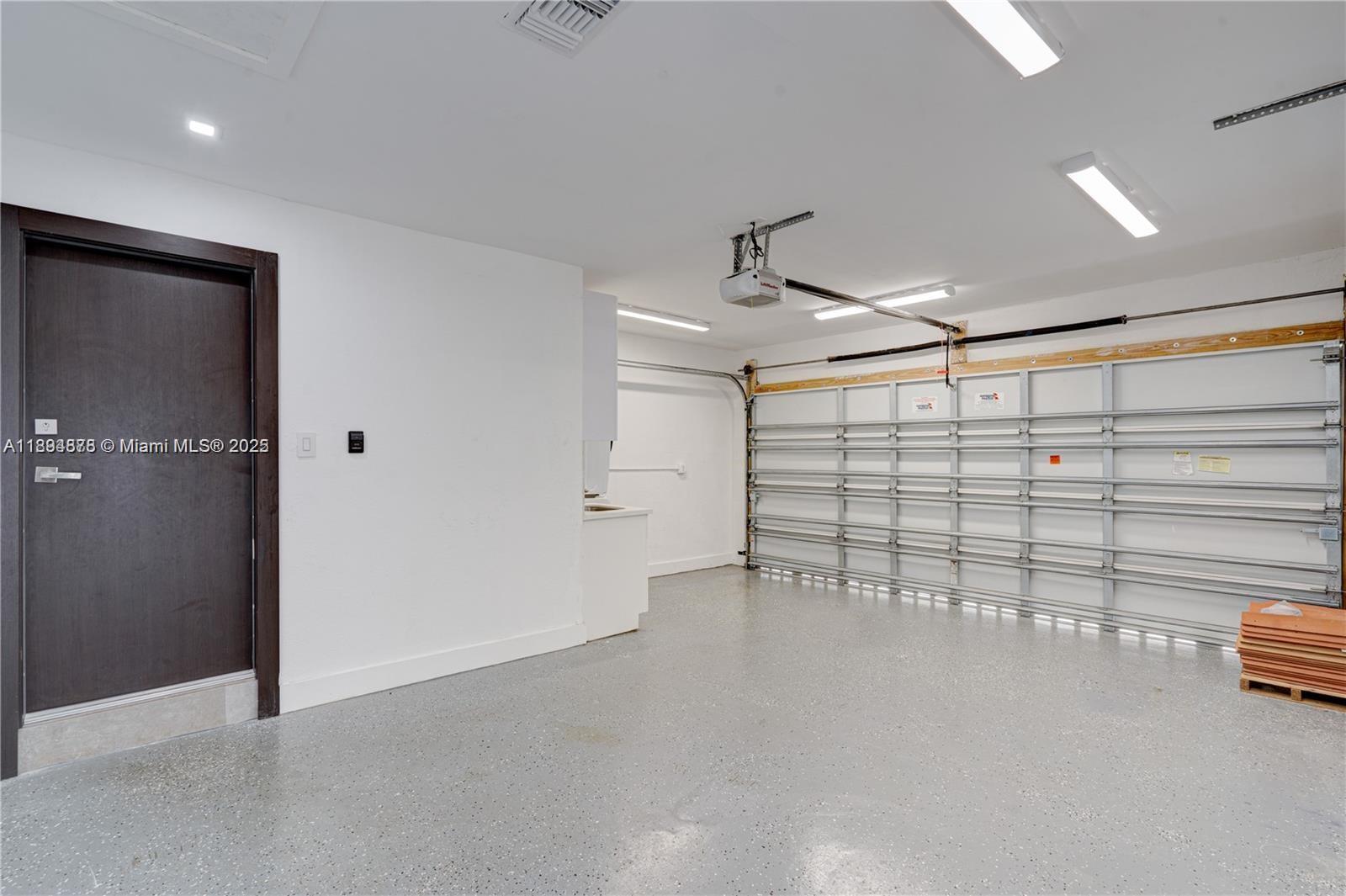 KEYSTONE ISLAND NO 4 - Residential Lease