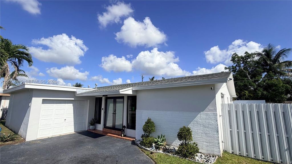 Photo of 9431 NW NW 24th St, Sunrise, FL 33322 (MLS # A12007815)