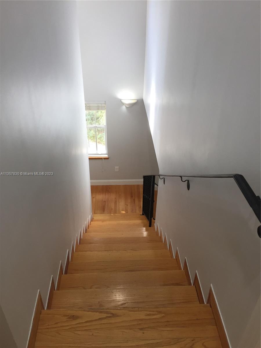 PARISIAN VILG IN THE GROV - Residential