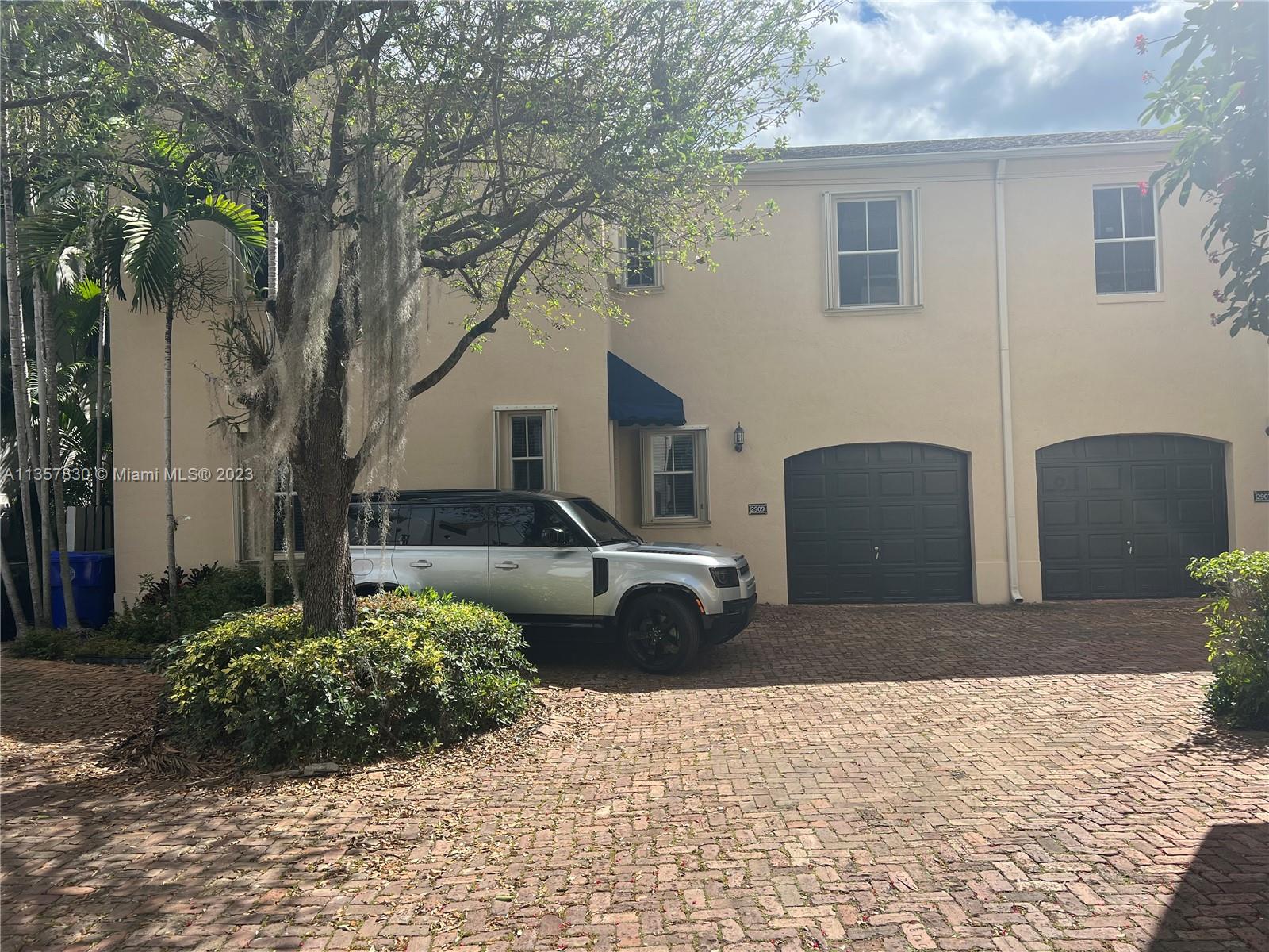 PARISIAN VILG IN THE GROV - Residential