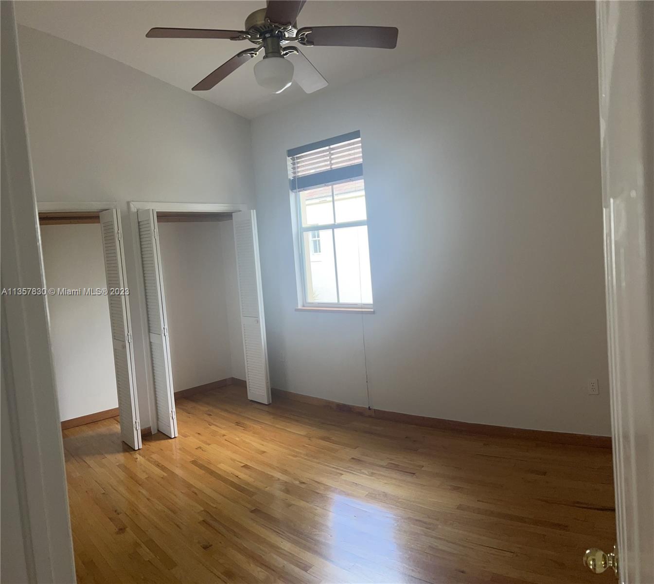 PARISIAN VILG IN THE GROV - Residential