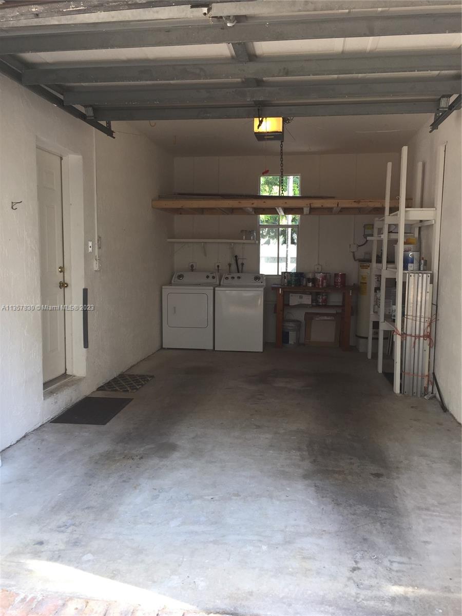 PARISIAN VILG IN THE GROV - Residential