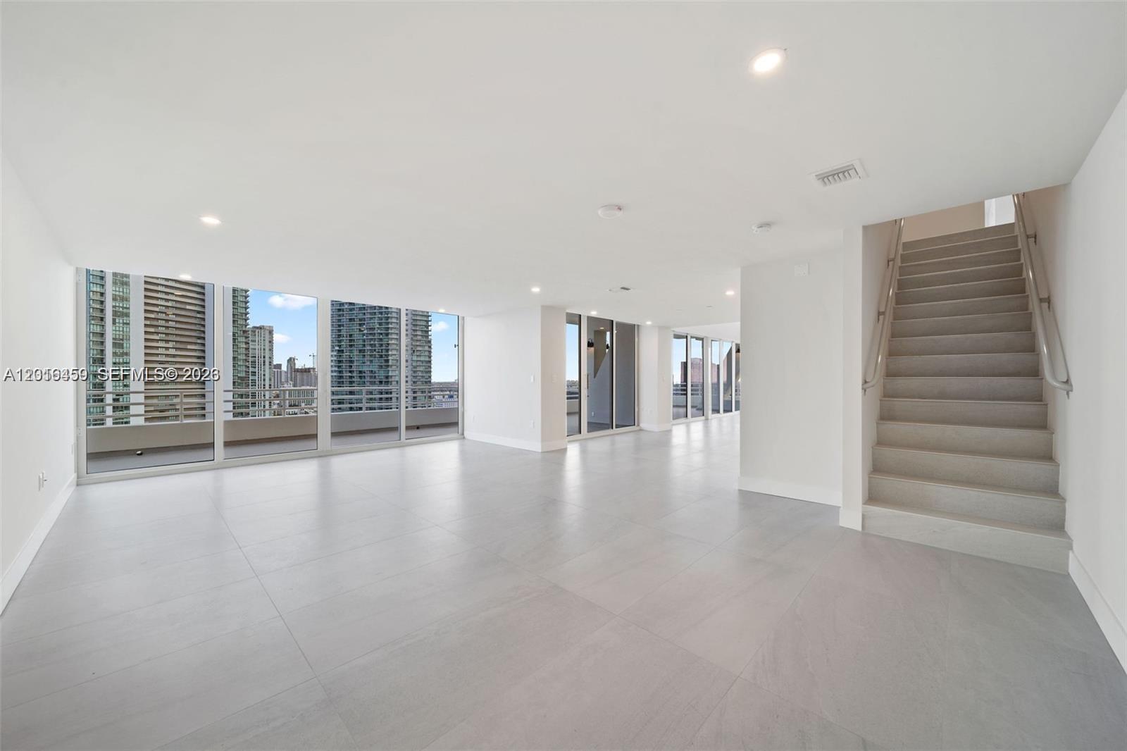 The Hamilton - Residential Lease