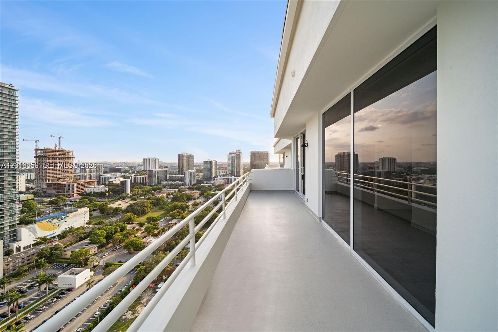 The Hamilton - Residential Lease