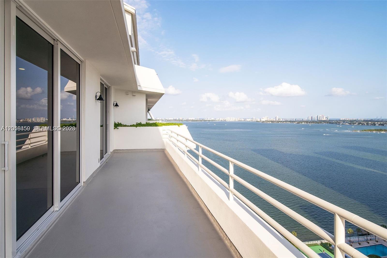 The Hamilton - Residential Lease