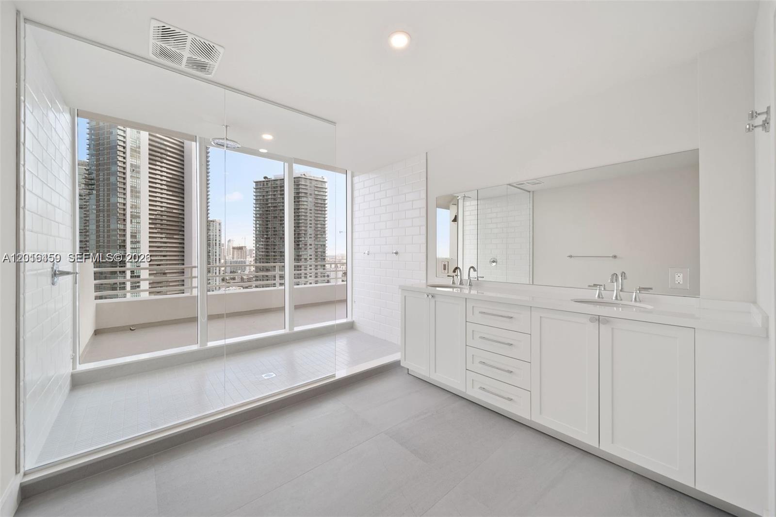 The Hamilton - Residential Lease