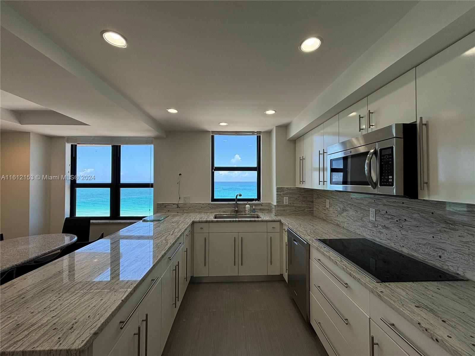 BALMORAL CONDO - Residential Lease