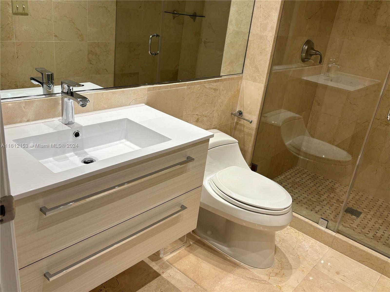 BALMORAL CONDO - Residential Lease