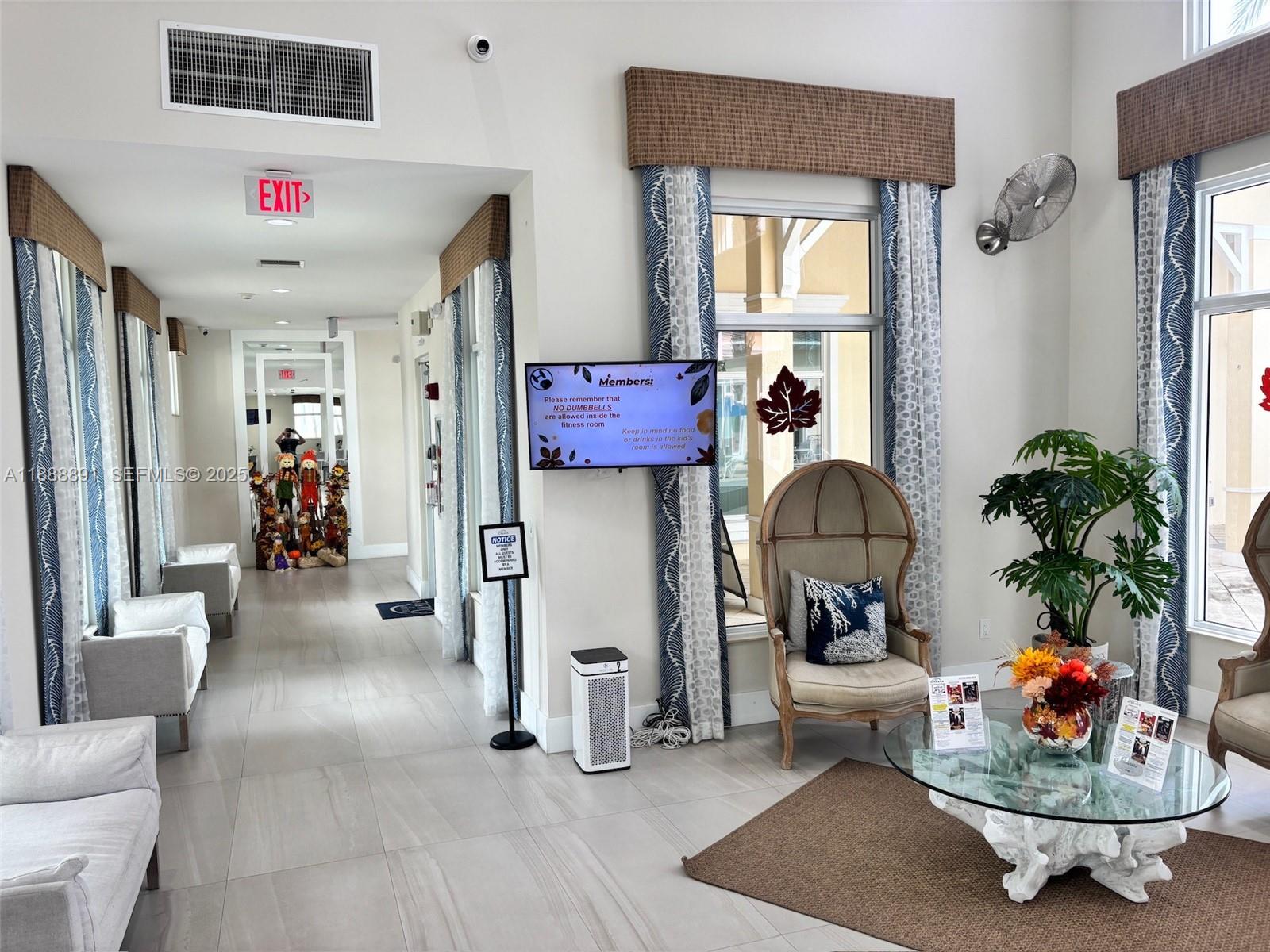 FIJI CONDO NO 1 - Residential