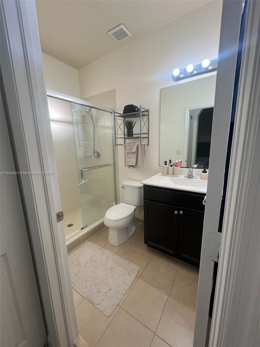 FIJI CONDO NO 1 - Residential