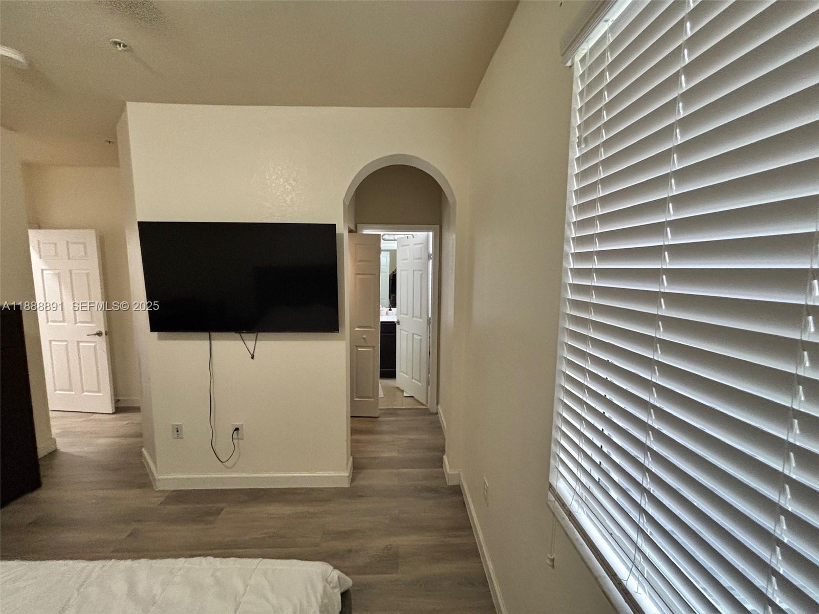 FIJI CONDO NO 1 - Residential