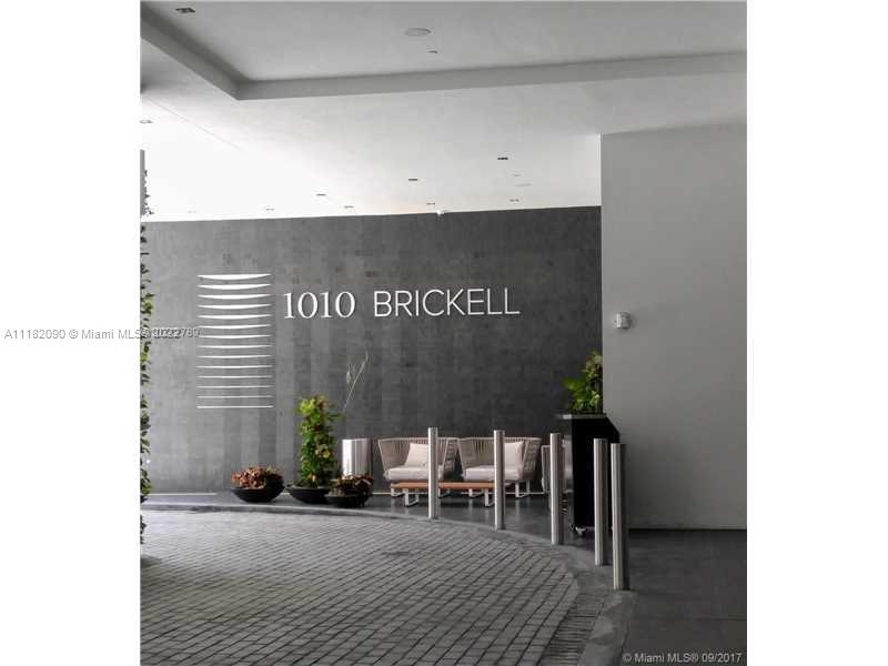 Spectacular 1Bed,1Bath,plus Den unit in the spectacular 1010 Brickell Condominium. This unit comes with storage space!!. Building featuring The Club at 1010, an exclusive two-story amenity area with dozens of activities for all ages and interests. Amenities include an indoor heated swimming pool, a spa featuring a Hammam Turkish steam bath area and more. Spectacular roof top sun deck access with bar, jacuzzi and pool. This is a full service building with 24hrs front desk attended and valet parking. One block from Brickell City Center and Mary Brickell Village, restaurants and much more.
