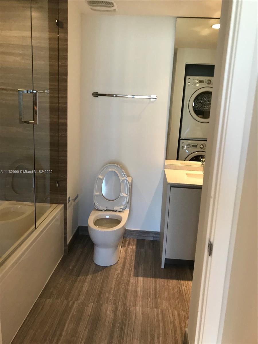1010 BRICKELL CONDO - Residential