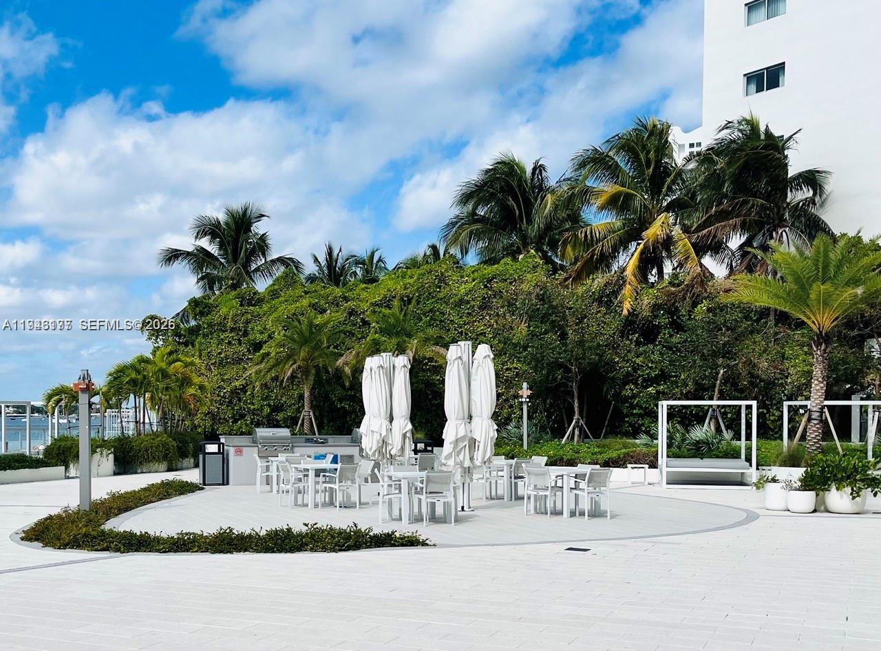 MIRADOR 1000 CONDO - Residential