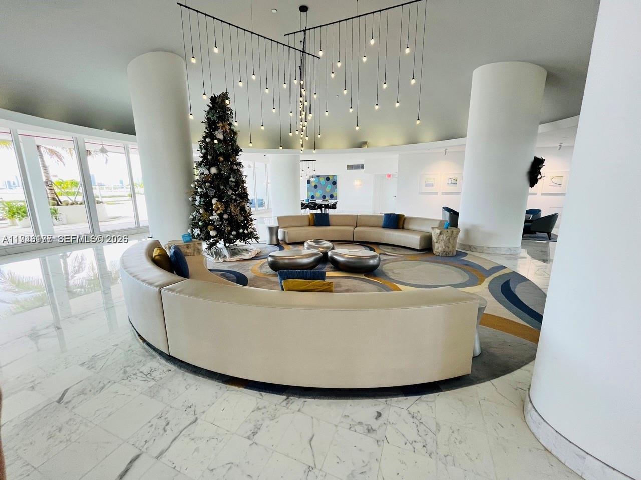 MIRADOR 1000 CONDO - Residential