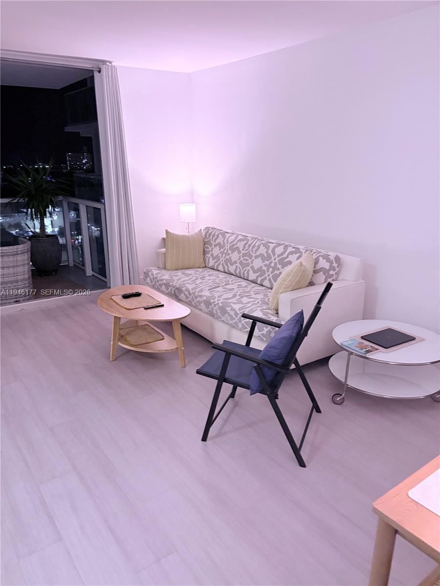 MIRADOR 1000 CONDO - Residential