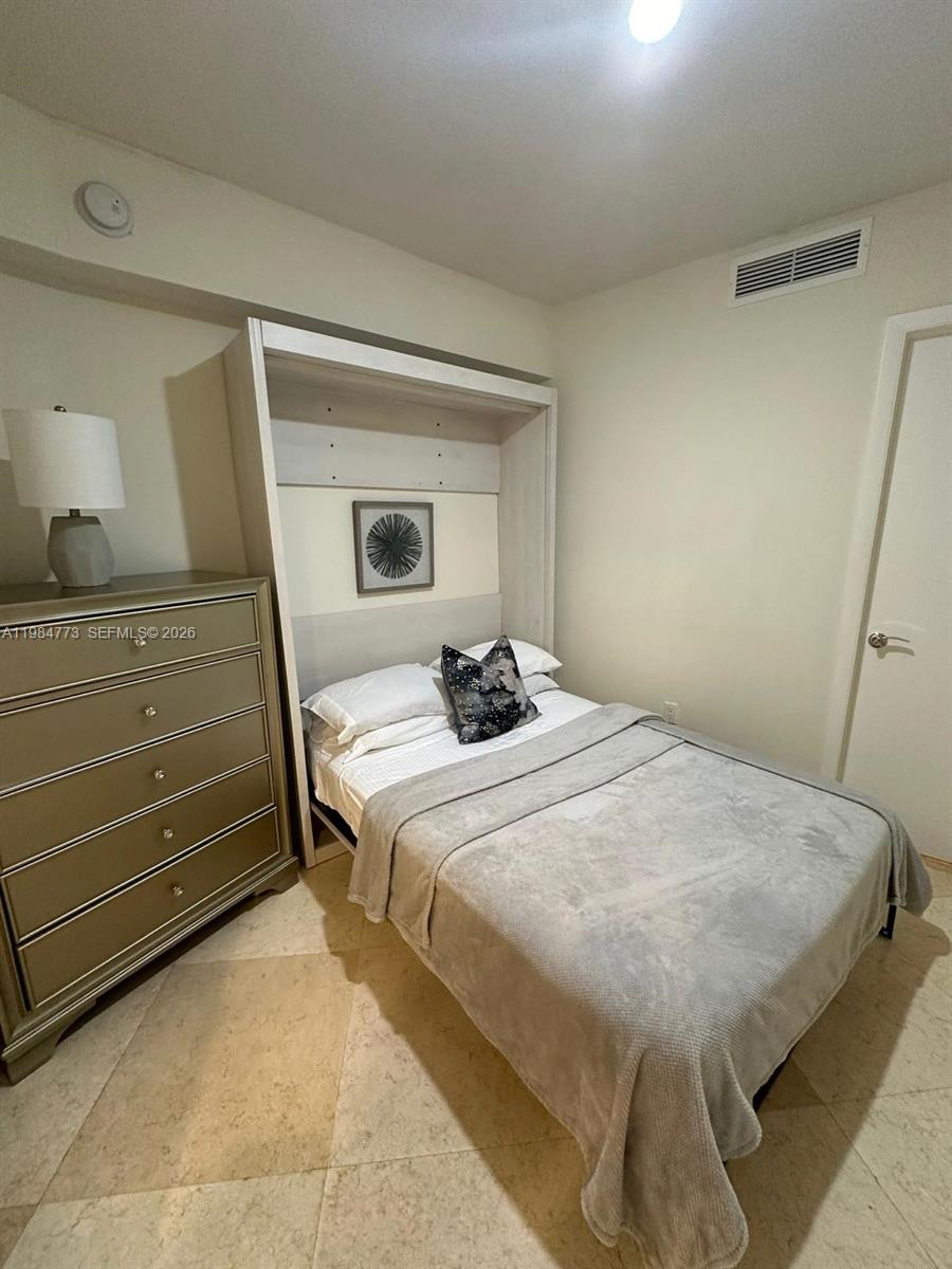 BEACH CLUB THREE CONDO - Residential