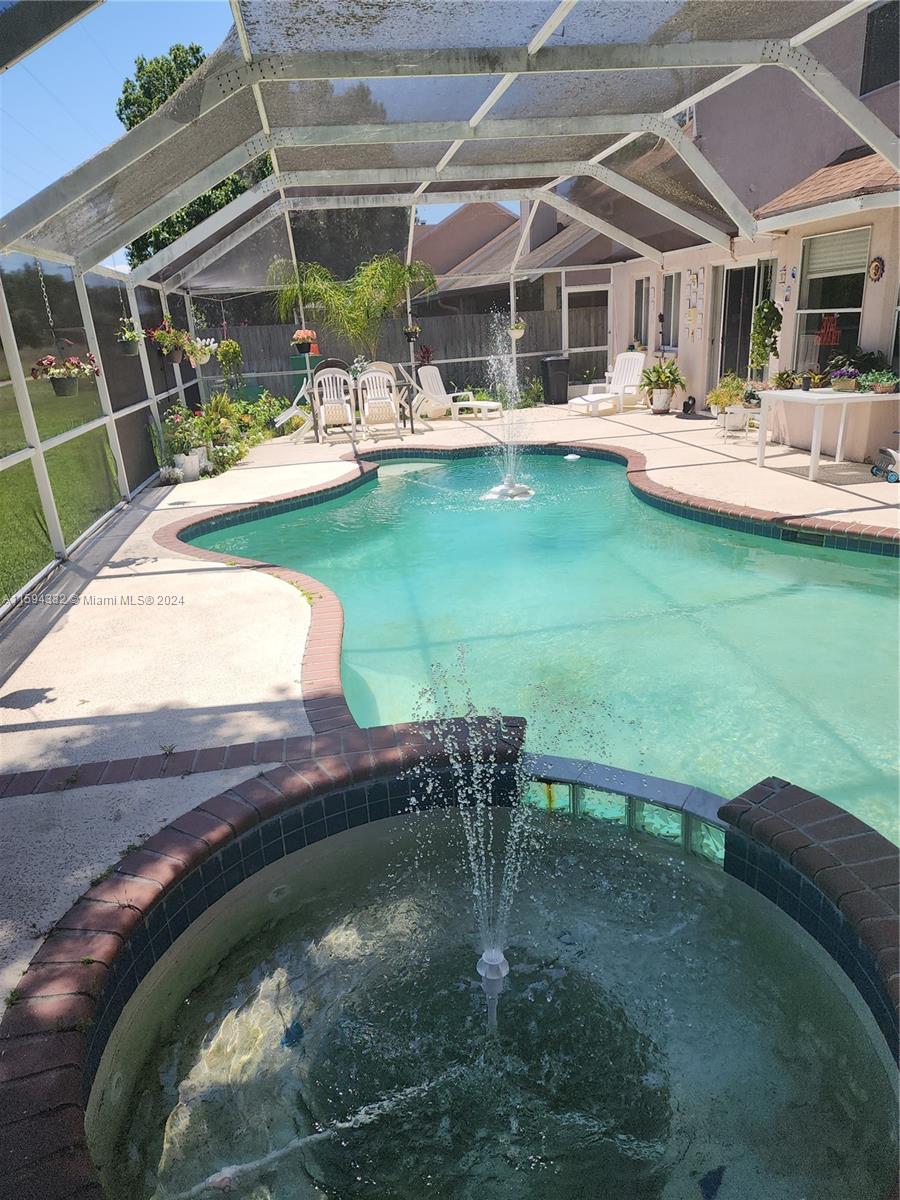 1 EH TAMPA PALMS 2C UNIT 2 - Residential