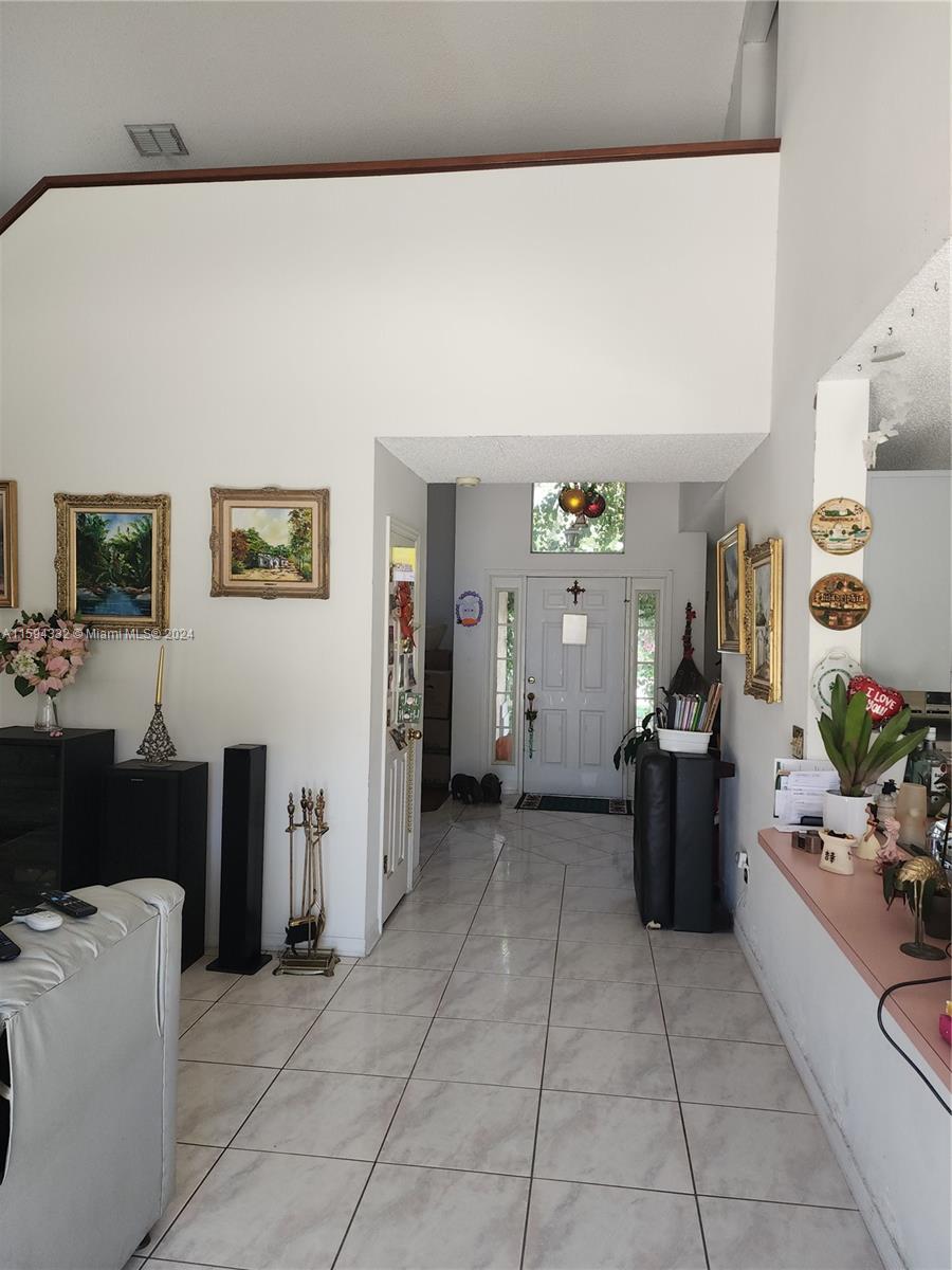 1 EH TAMPA PALMS 2C UNIT 2 - Residential