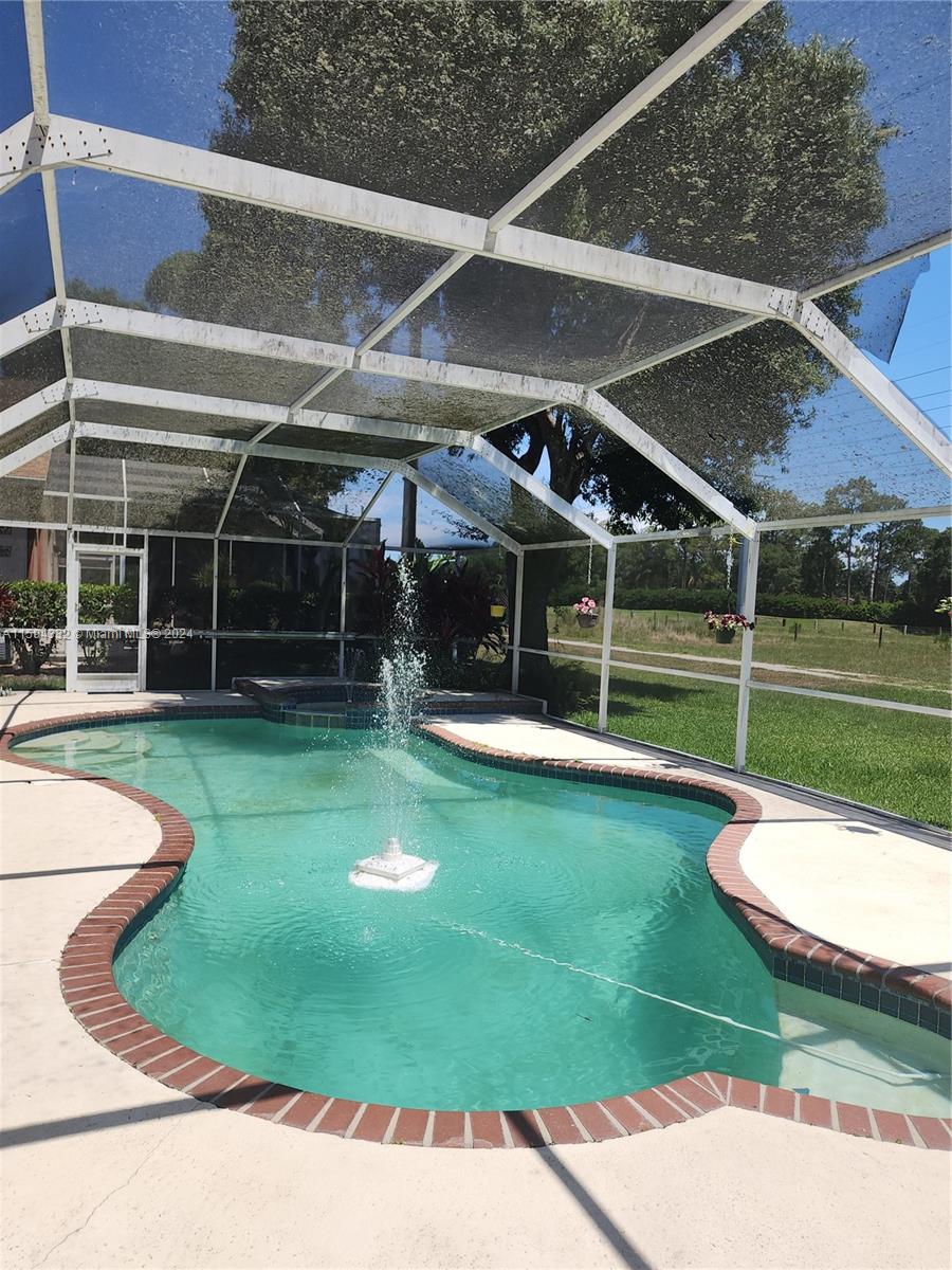 1 EH TAMPA PALMS 2C UNIT 2 - Residential