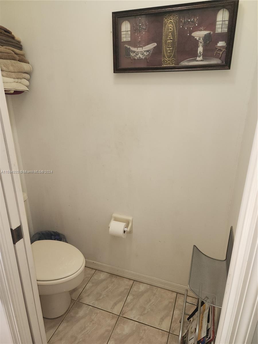 1 EH TAMPA PALMS 2C UNIT 2 - Residential