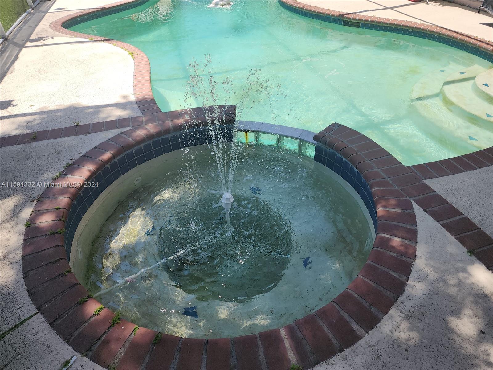 1 EH TAMPA PALMS 2C UNIT 2 - Residential