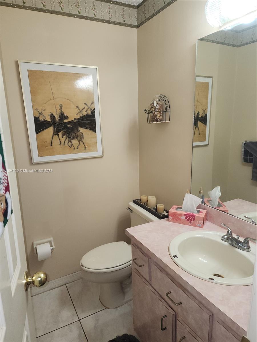 1 EH TAMPA PALMS 2C UNIT 2 - Residential