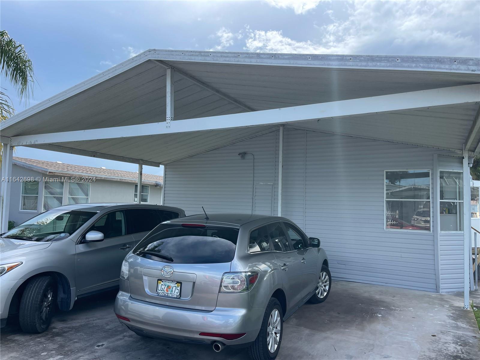 View Miami, FL 33187 mobile home