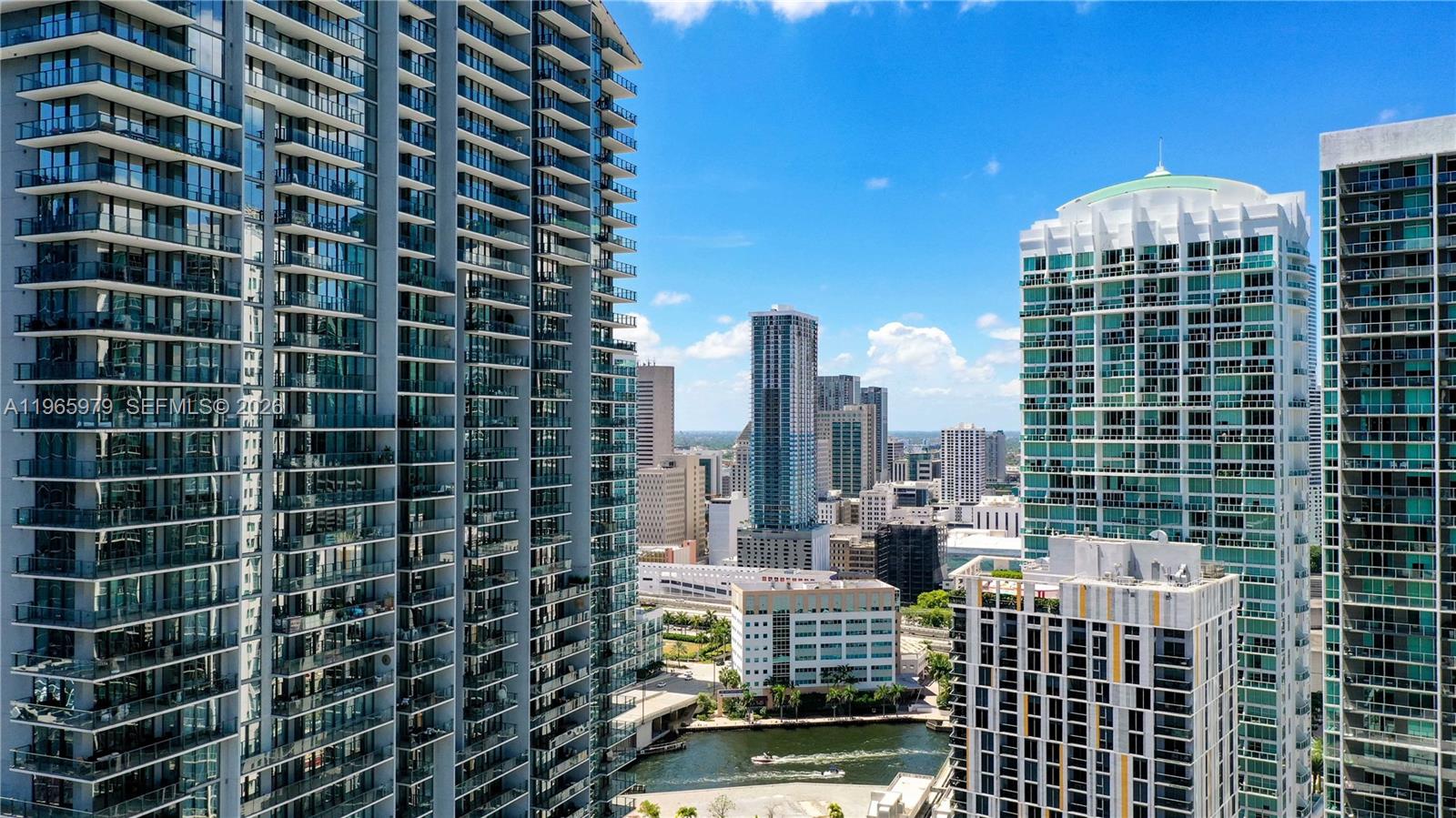 REACH CONDO - Residential