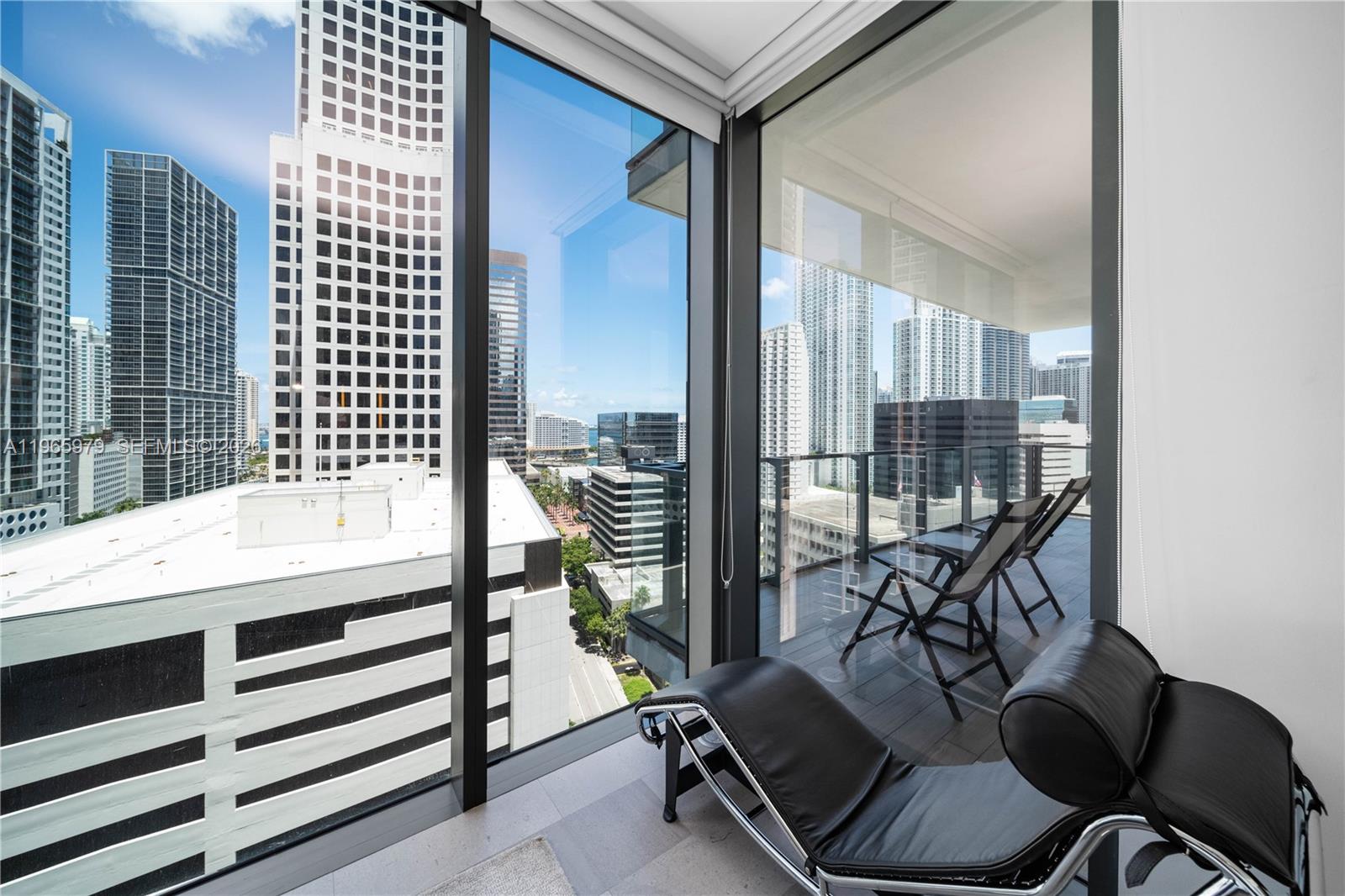 REACH CONDO - Residential