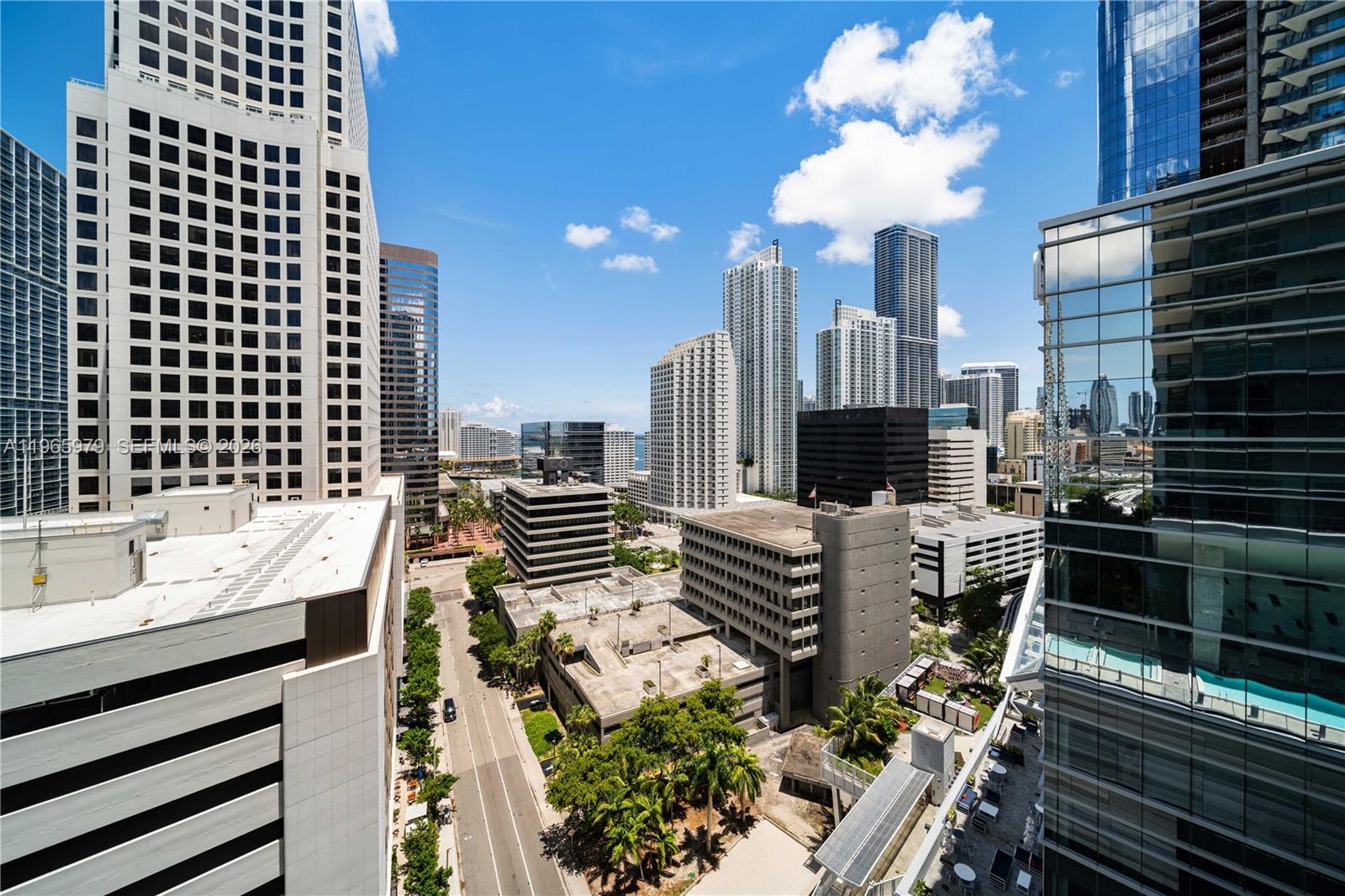 REACH CONDO - Residential