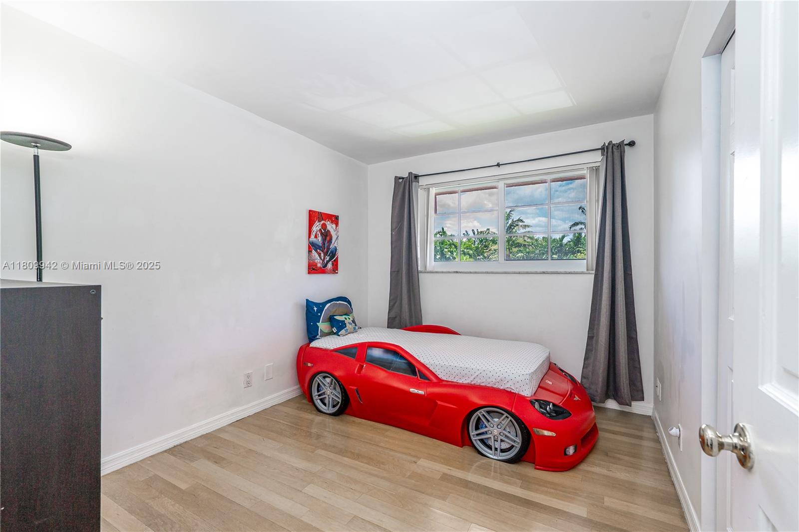 TENNIS CLUB BROOKS CONDO - Residential