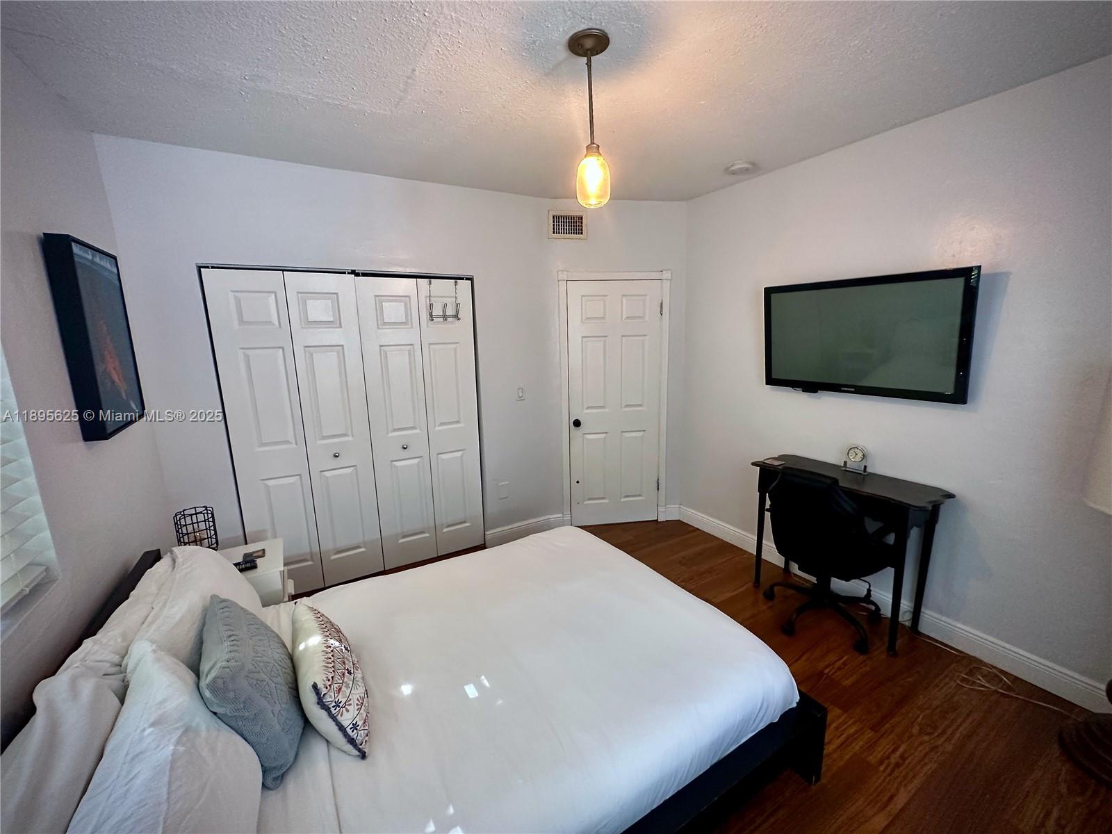 BAY VISTA PARK AMD PL - Residential Lease
