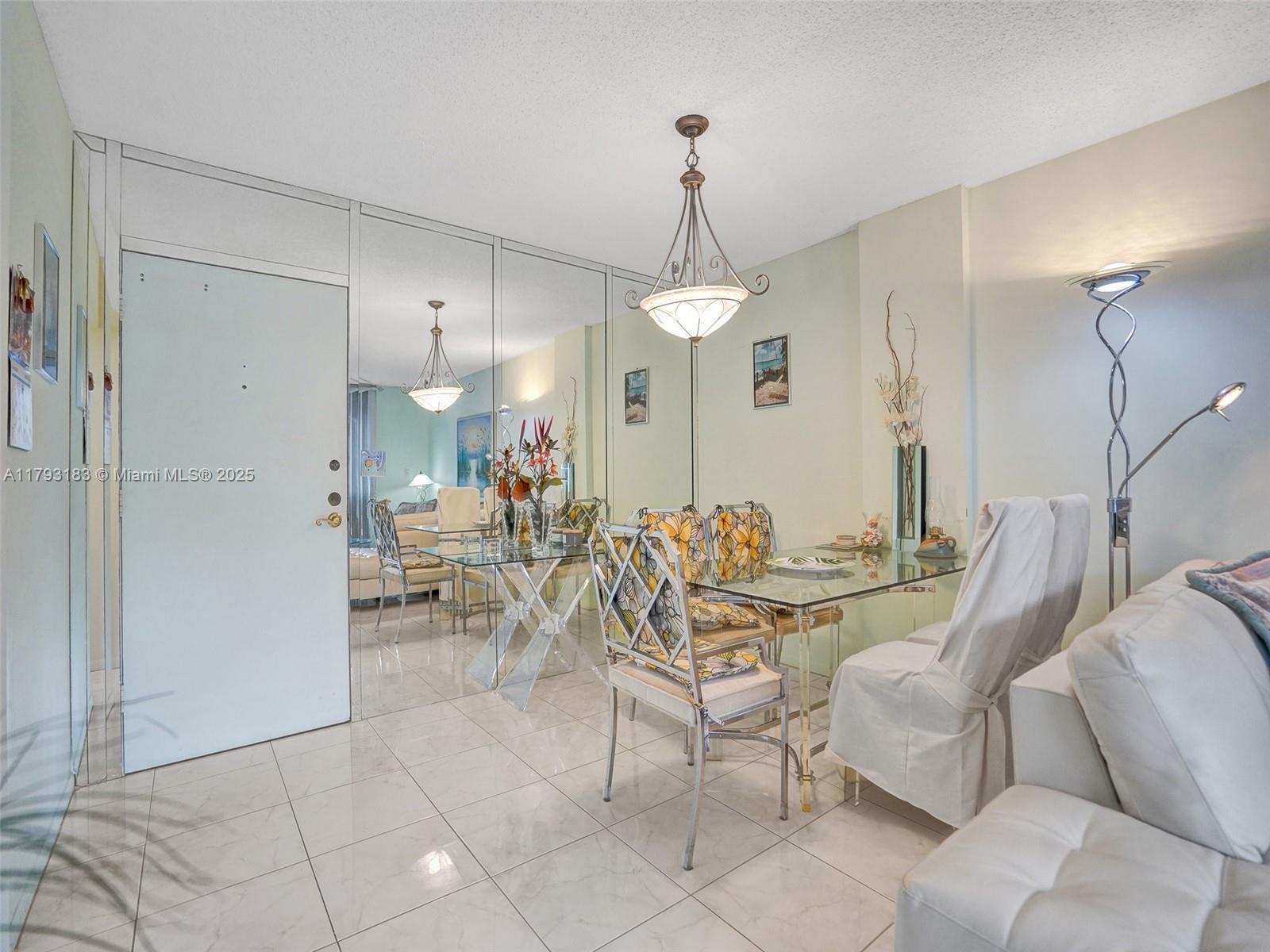 ASHLEIGH HOUSE CONDO - Residential