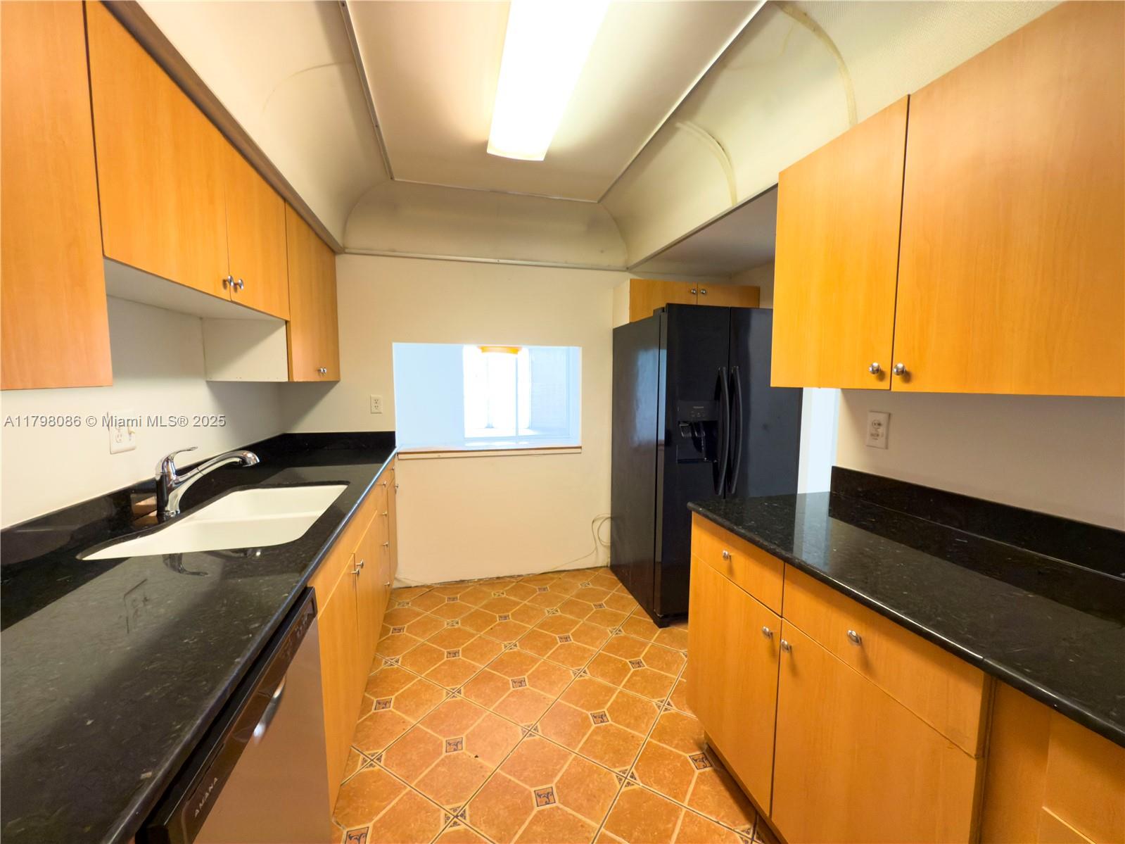 RIVIERA CONDOMINIUM APTS - Residential