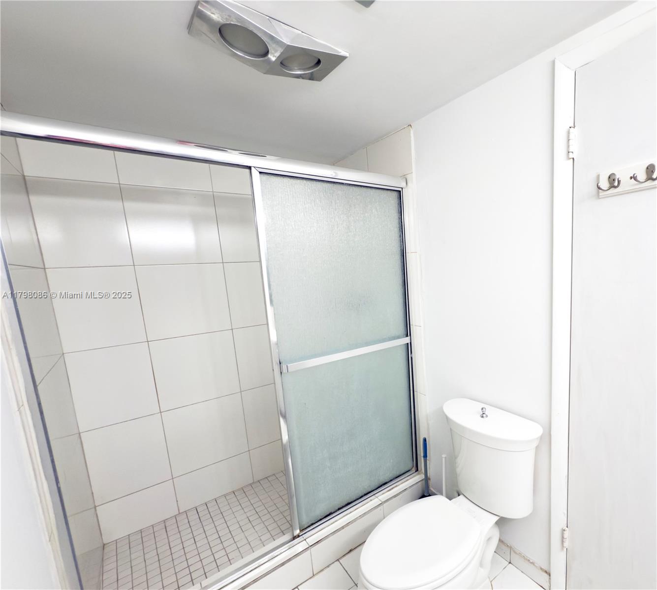 RIVIERA CONDOMINIUM APTS - Residential