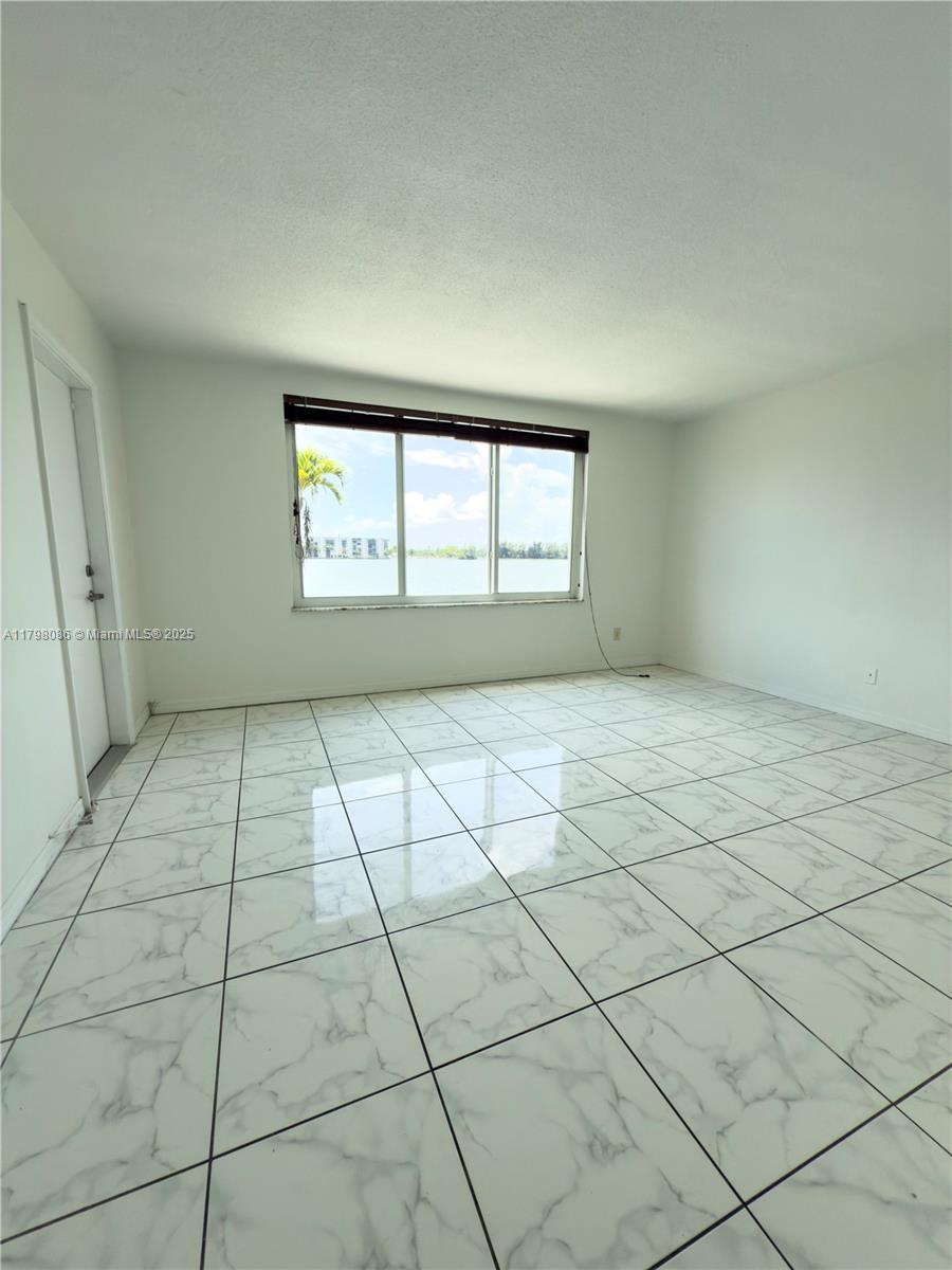 RIVIERA CONDOMINIUM APTS - Residential