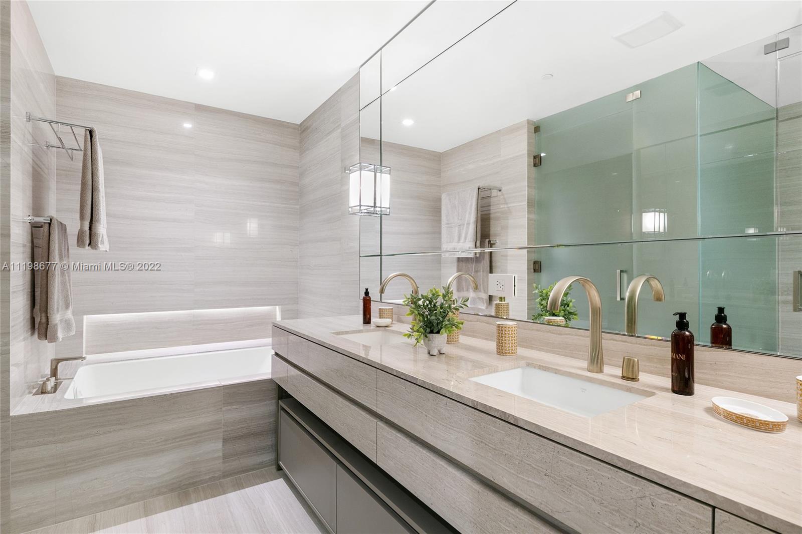 RESIDENCES BY ARMANI CASA - Residential