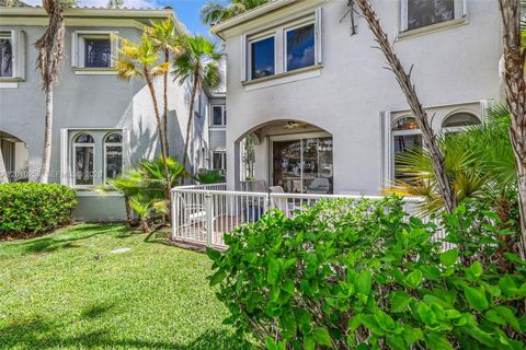 Tiny photo for 20990 NE 30th Pl, Aventura, FL 33180 (MLS # A12010253)