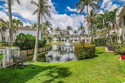 Tiny photo for 20990 NE 30th Pl, Aventura, FL 33180 (MLS # A12010253)