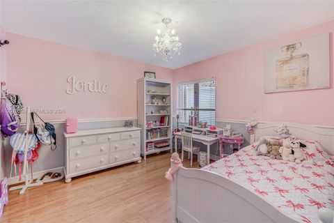 Tiny photo for 20990 NE 30th Pl, Aventura, FL 33180 (MLS # A12010253)