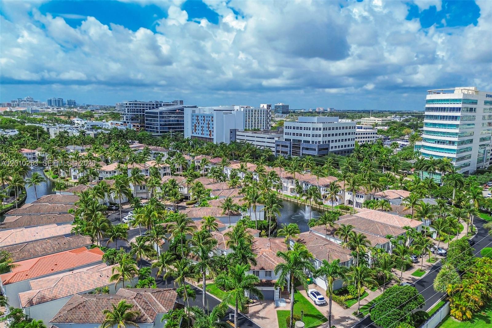 AVENTURA LAKES PHASE 1 - Residential