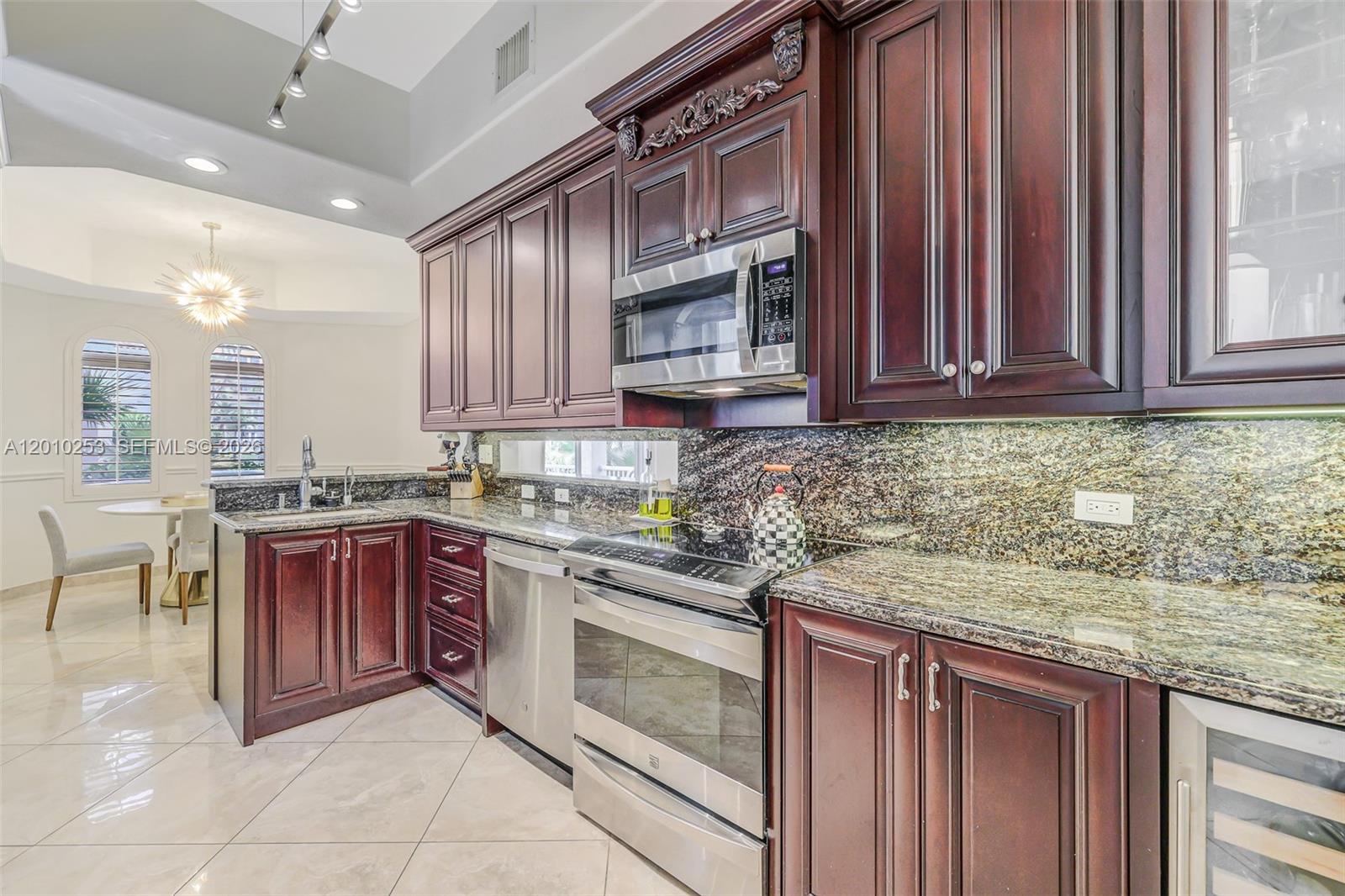 AVENTURA LAKES PHASE 1 - Residential