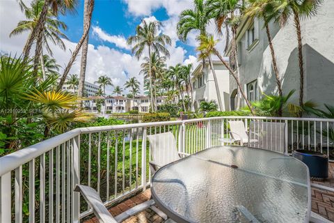 Tiny photo for 20990 NE 30th Pl, Aventura, FL 33180 (MLS # A12010253)